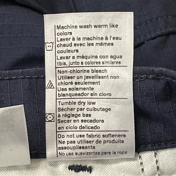 CARHARTT Loose Fit Force Broxton Cargo Pant in Navy - Picture 9 of 9